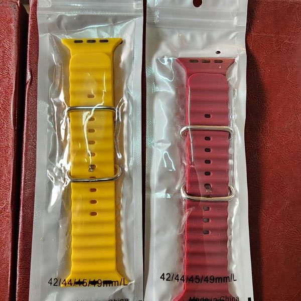 appel_watch-600-07.jpg بند ساعت هوشمند اوشن زرد و فرمز