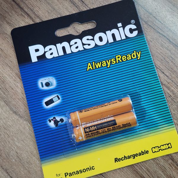 panasonicType650-600x600-01-min.jpg باتری نیم قلم قابل شارژ پاناسونیک مدل 830 پک 4 بسته ای شامل 8 عدد باتری - تصویر 1
