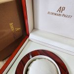 جعبه ساعت اودمار پیگه AP نزدیک