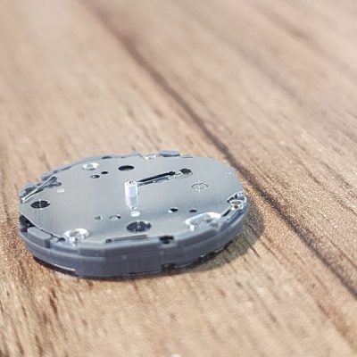 موتور ساعت مچی VD85A کنار