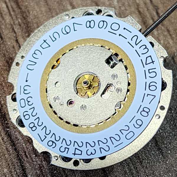 runda-705-600-jpg-02 موتور ساعت روندا 705 اصل سوئیس | Ronda 705 Swiss Quartz Movement